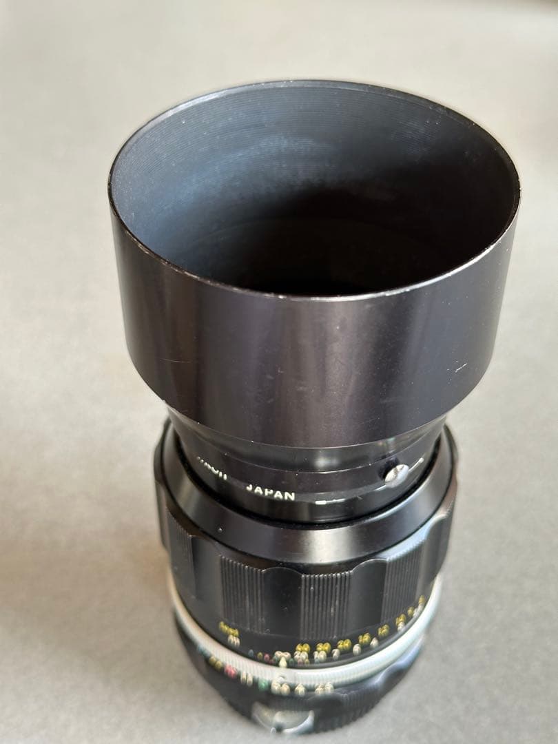 Nikon ニコン Nikkor-P.C 105mm f/2.5 レンズ、フード