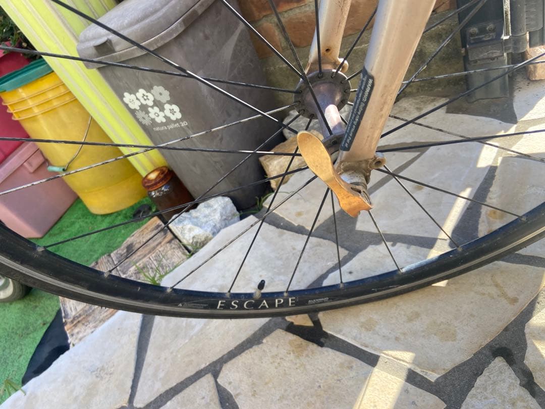 GIANT クロスバイク　エスケープr3 シャンパンゴールド