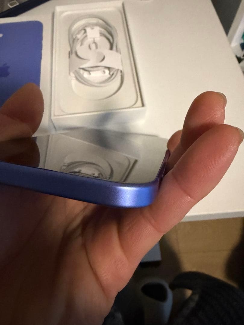 Apple iPhone 16 plus 本体 ウルトラマリン