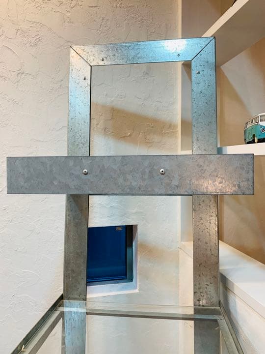 ★お洒落な飾り棚　引き取り限定★