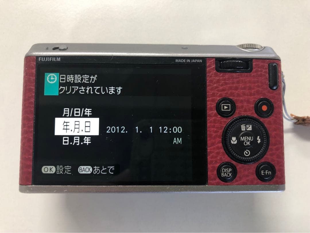 桐*ず様 Fujifilm XF1 コンパクトデジタルカメラ レッド