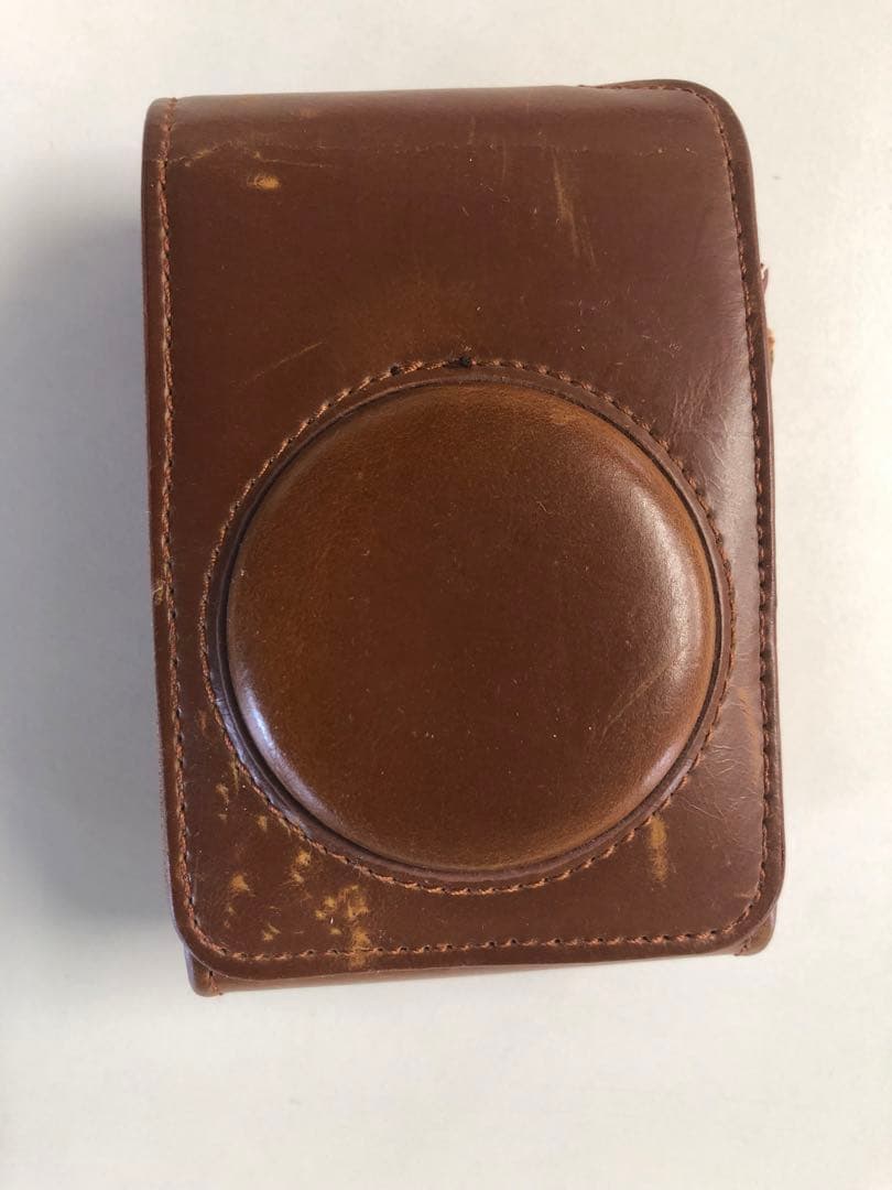 桐*ず様 Fujifilm XF1 コンパクトデジタルカメラ レッド