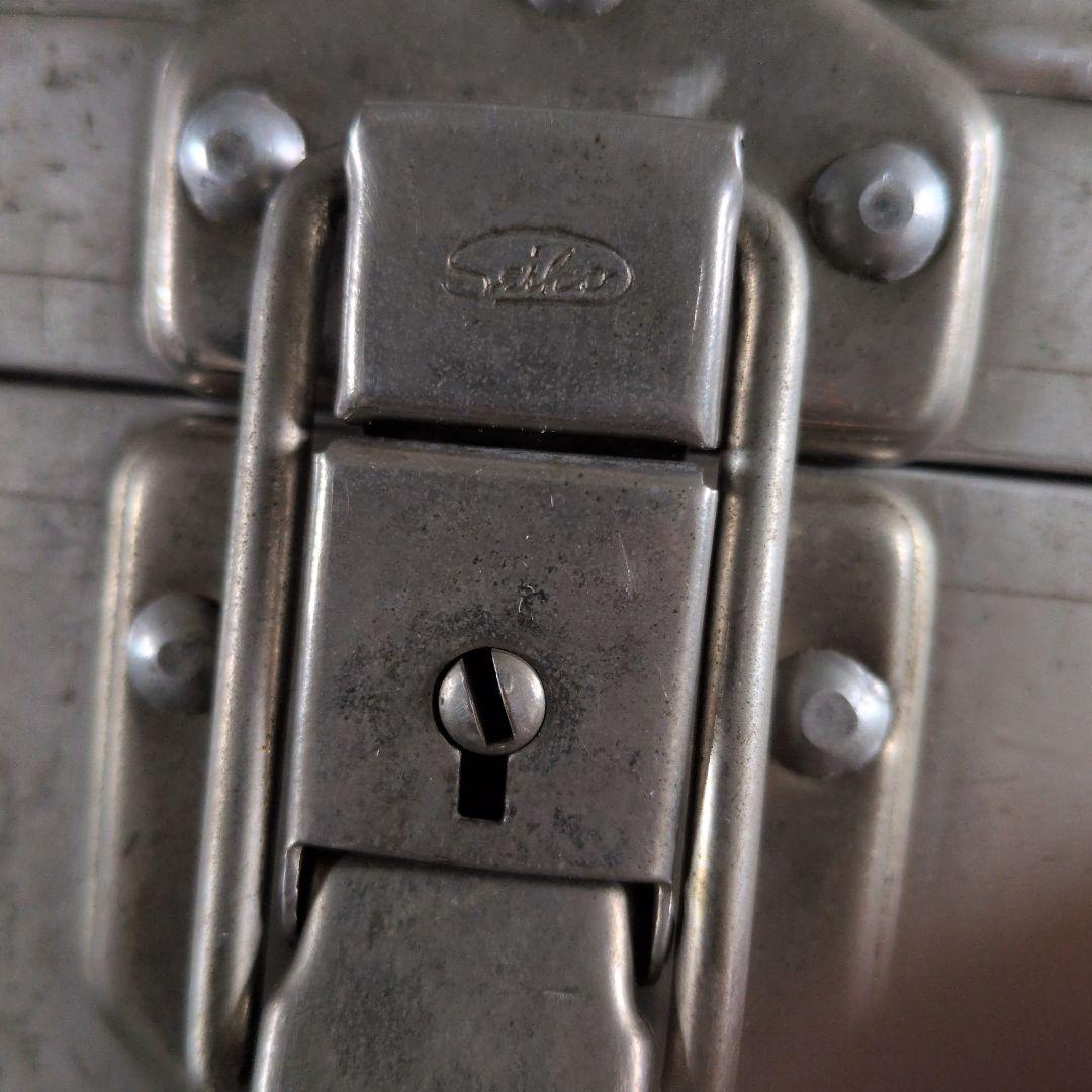 アルミトランク　レトロ　大型