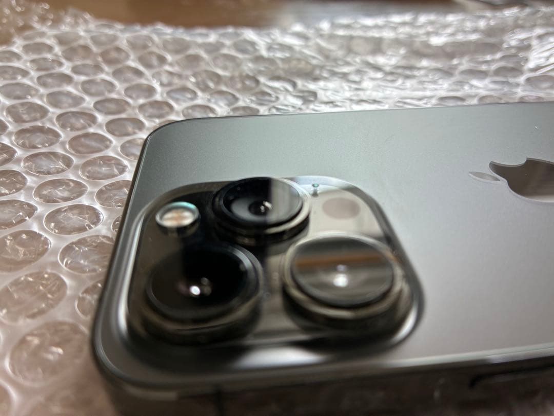 iPhone 13 Pro グラファイトカラー