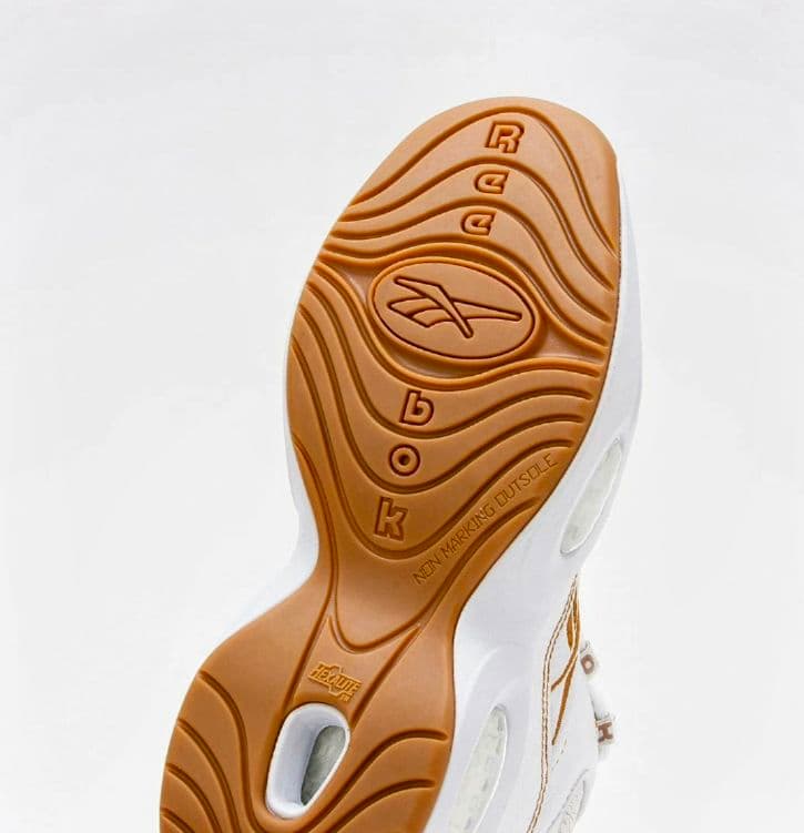 リーボックQUESTION MID size11(29cm)小さめ