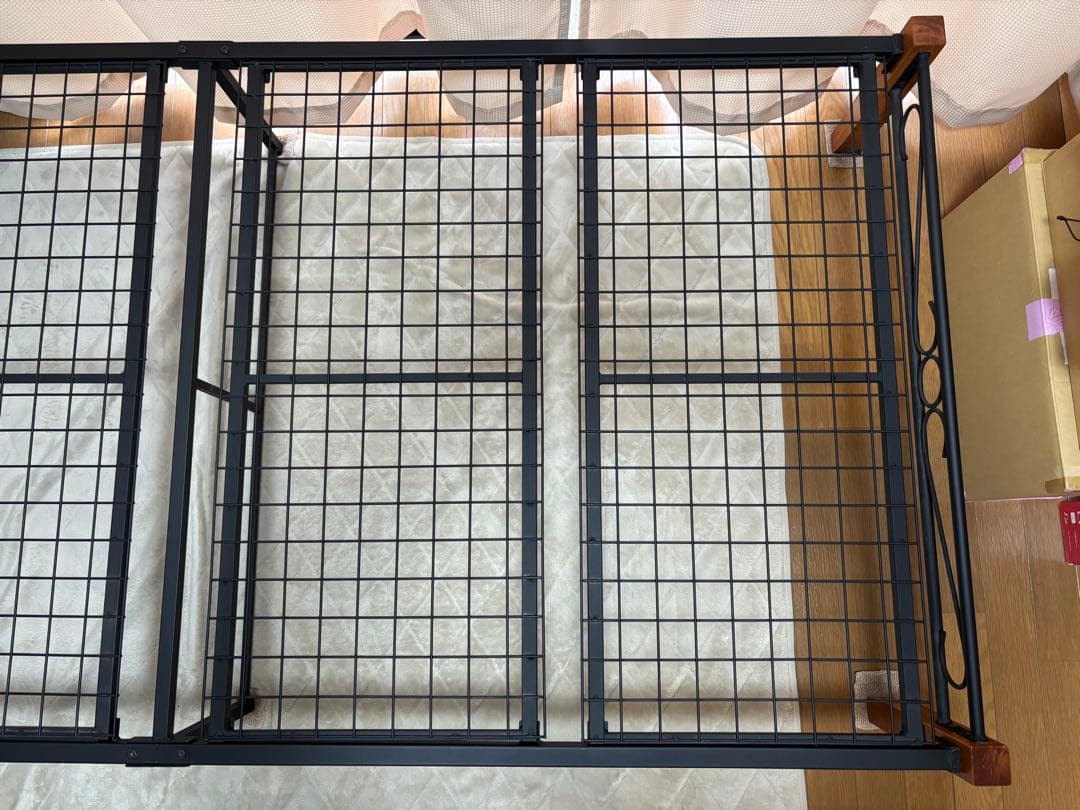 ニトリ アイアンフレーム シングルベッド