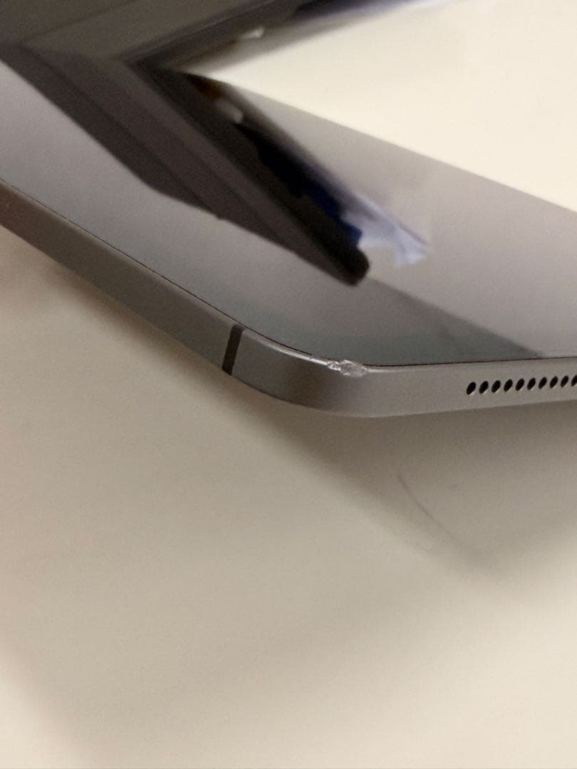 Apple iPad Air 第5世代　Cellularモデル