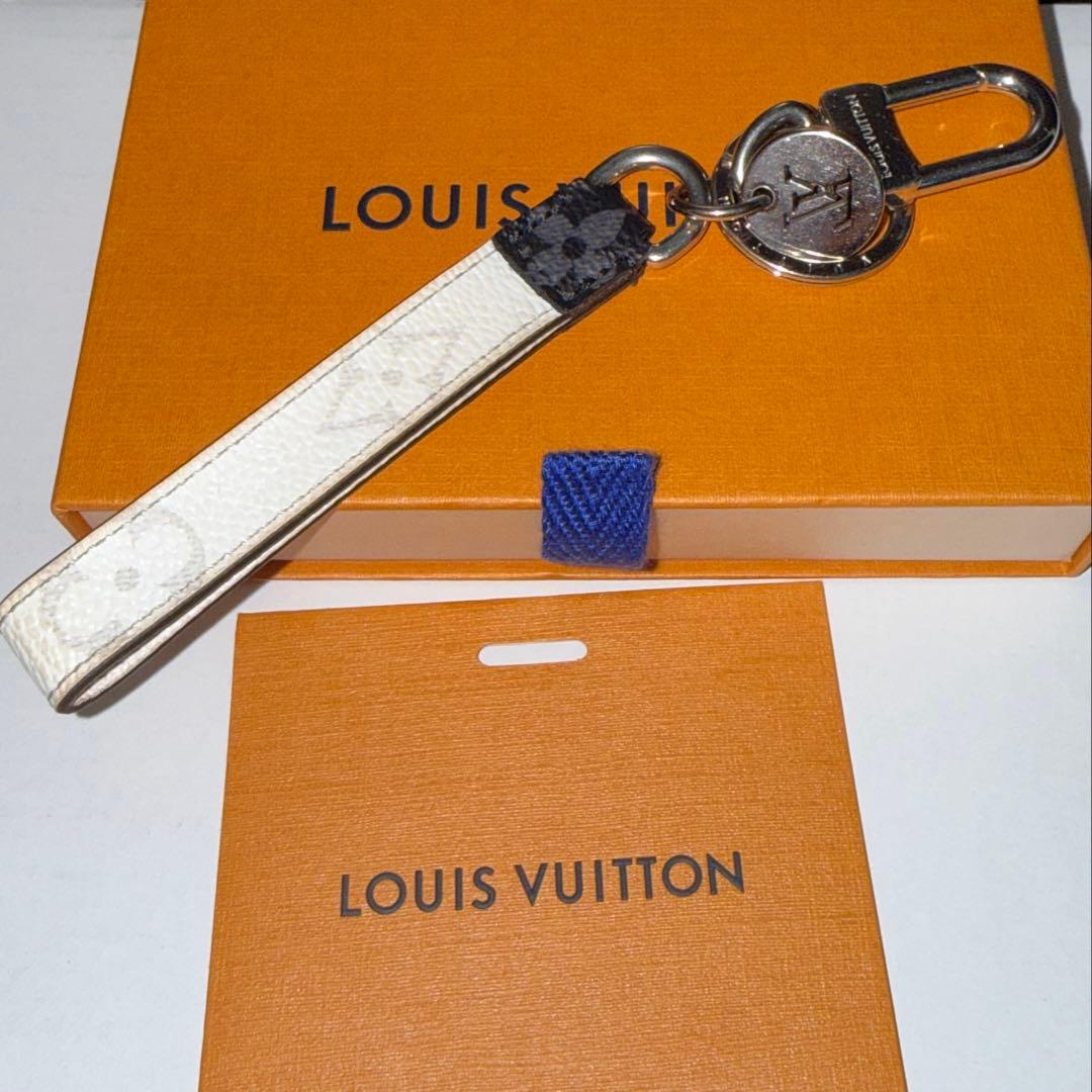 期間限定！LOUISVUITTON キーホルダー・ドラゴンヌ　M82379