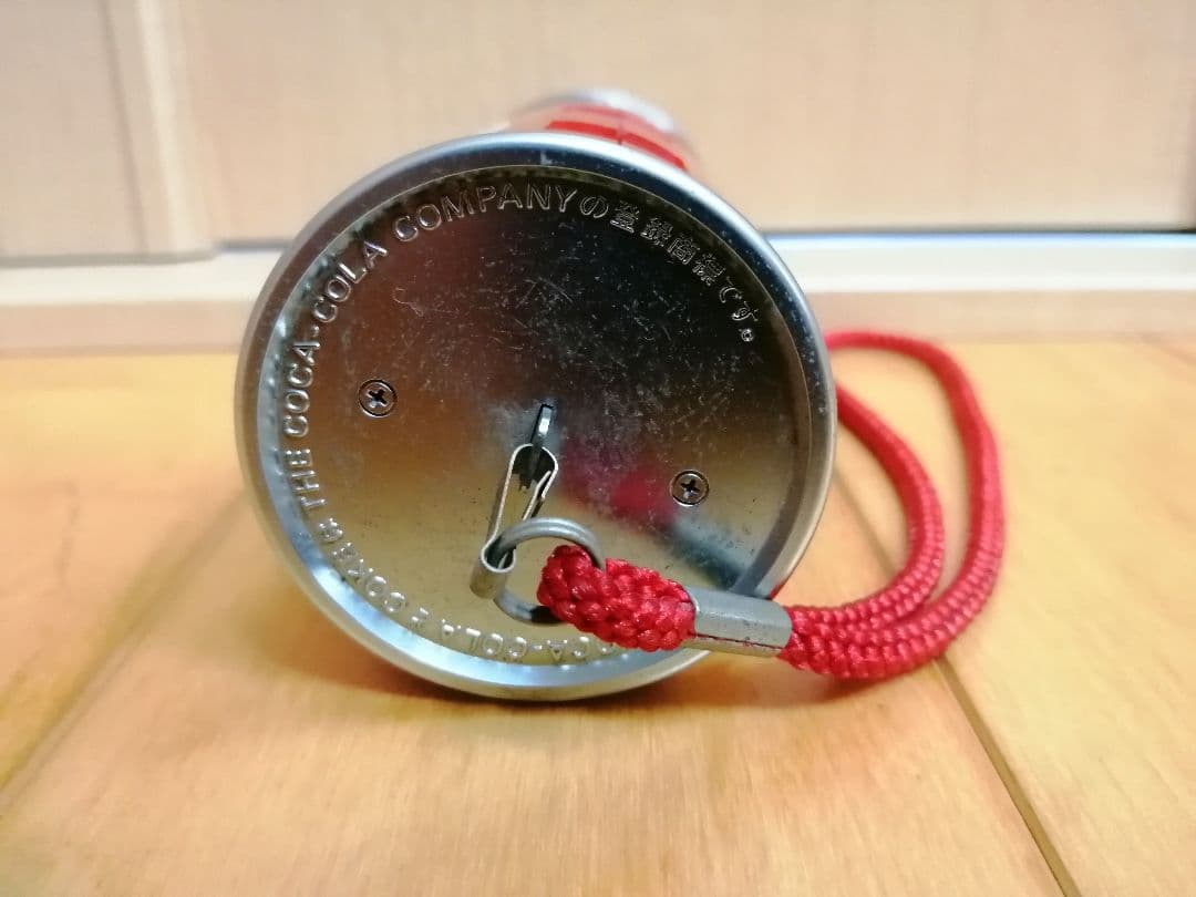 コカコーラ250mm缶のデザイン 缶型カメラ