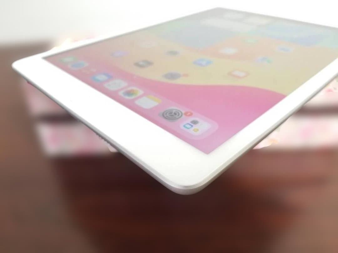 057 美品 iPad 第8世代 10.2 A12◆32GB◆バッテリー98％