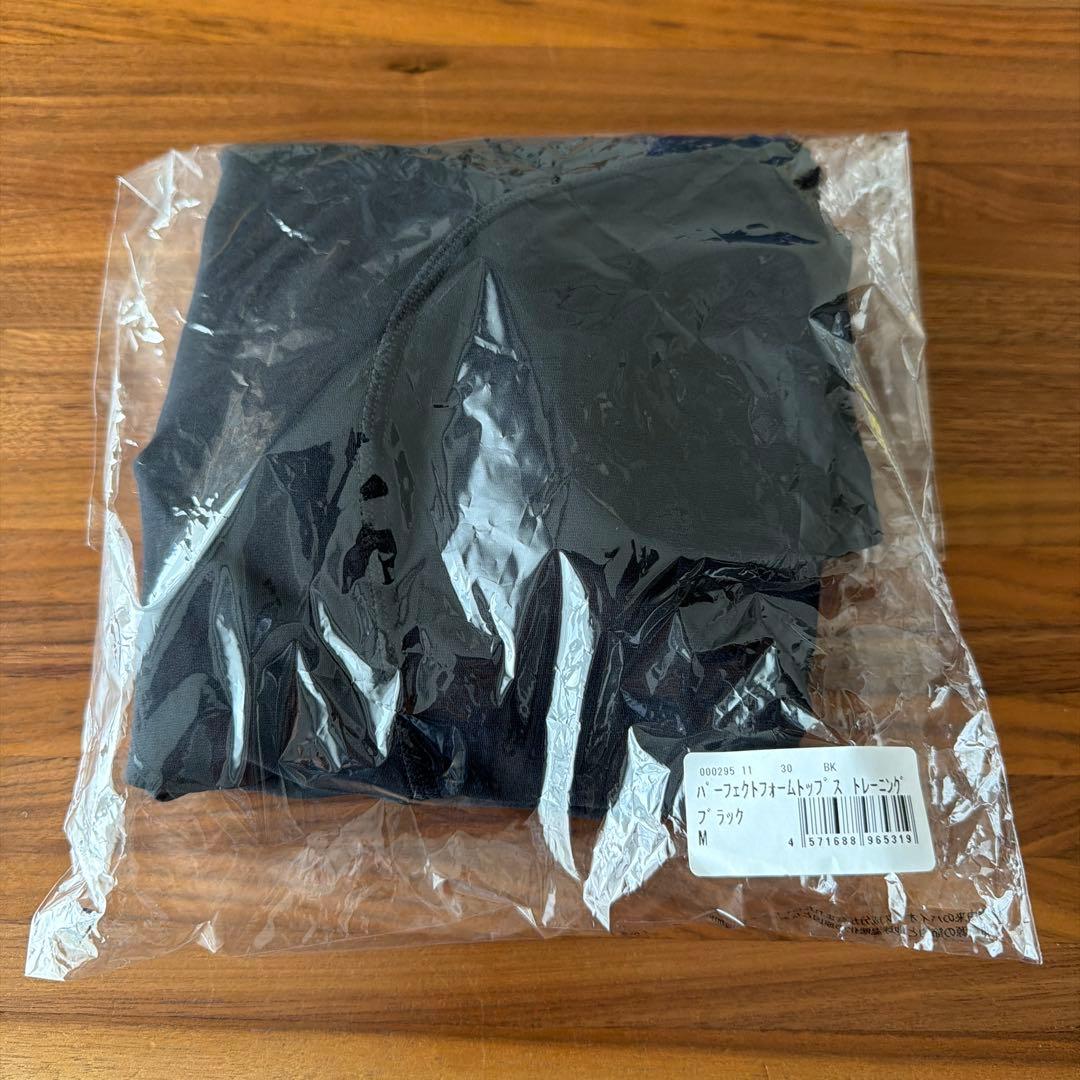 Rintosull パーフェクトフォーム トップス&レギンス ソックス