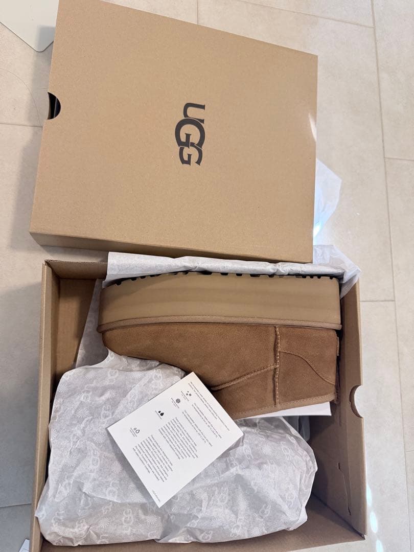 *uggブーツ* UGG ULTRA MINI PLATFORM 25cm