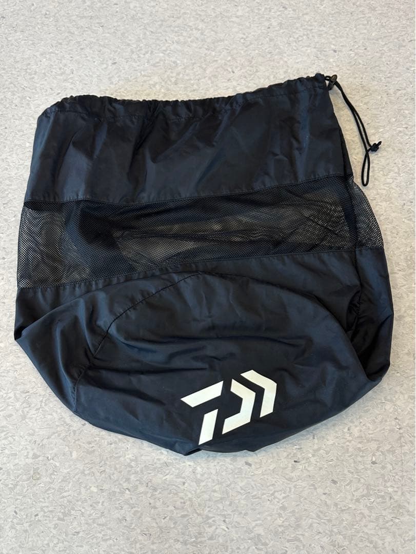 ダイワ 防寒 フィッシングウエア キャスティングジギングDW-1300 魚釣り