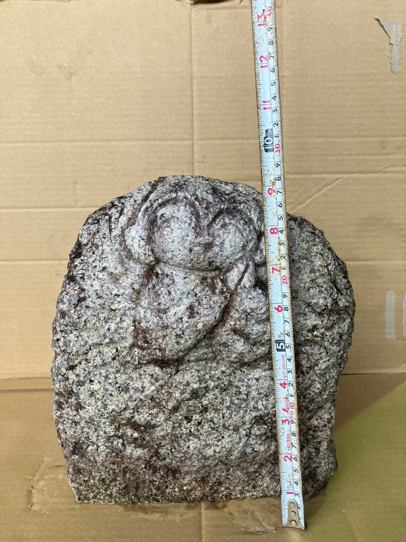 国産　御影石製　可愛らしいお地蔵さん