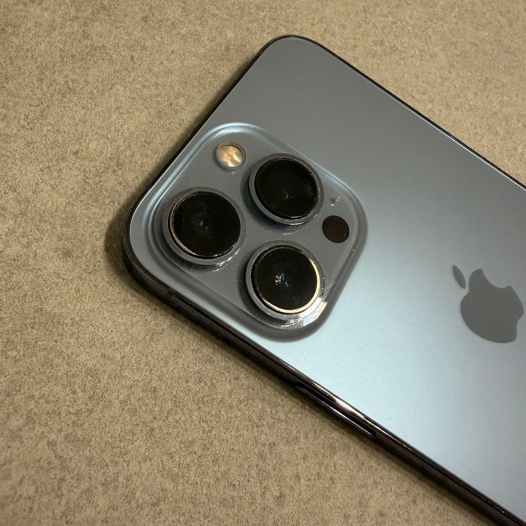 Apple iPhone13pro 256GB SIMフリー　本体のみ