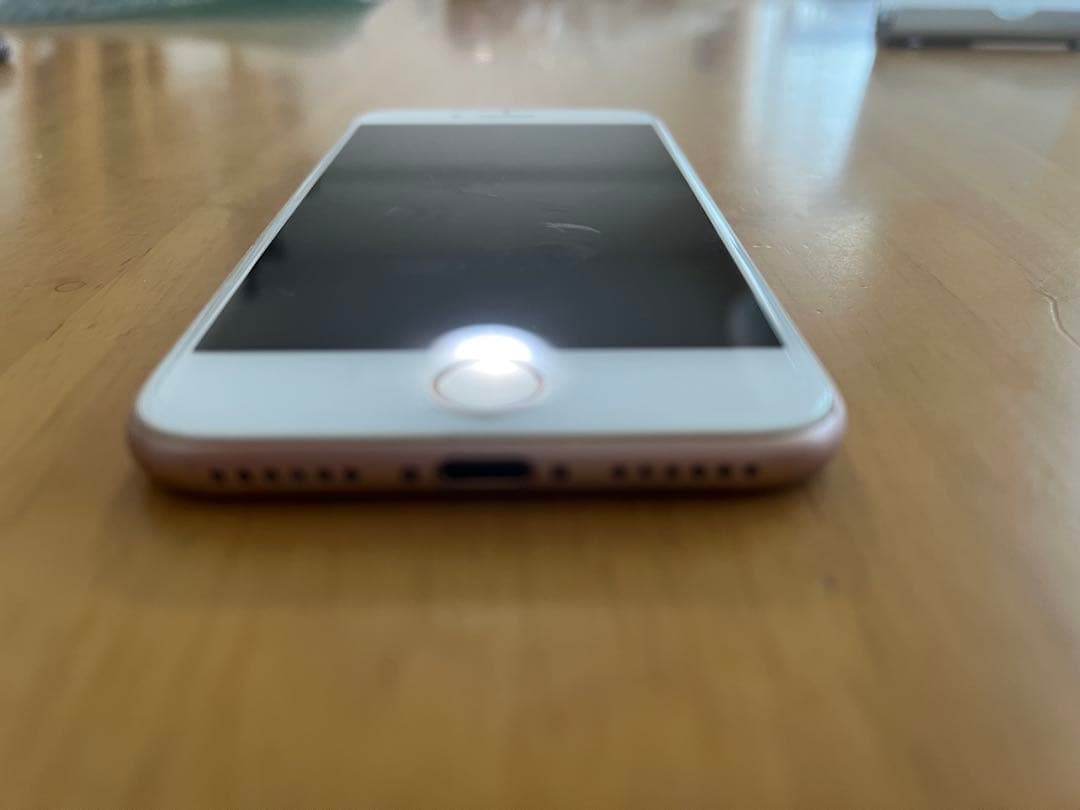 スマートフォン本体 Apple iPhone 8 Gold