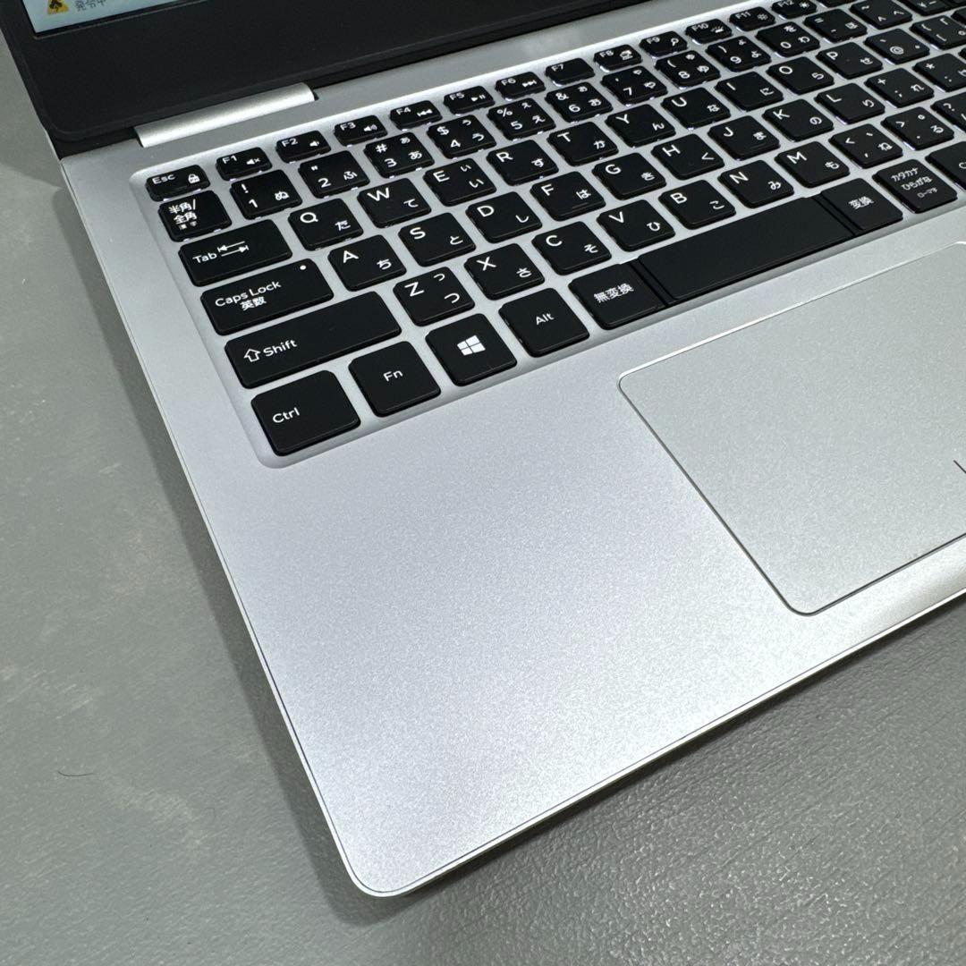 【大人気】DELLプラチナシルバー☘8世代i5☘️新品NVMe512GB