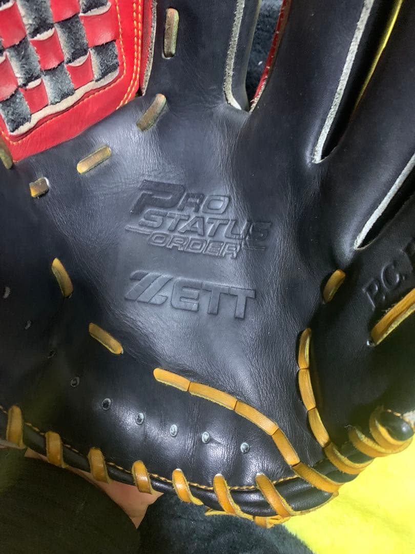 ゼットプロステイタスオーダー軟式内野手用グローブ(源田モデル)