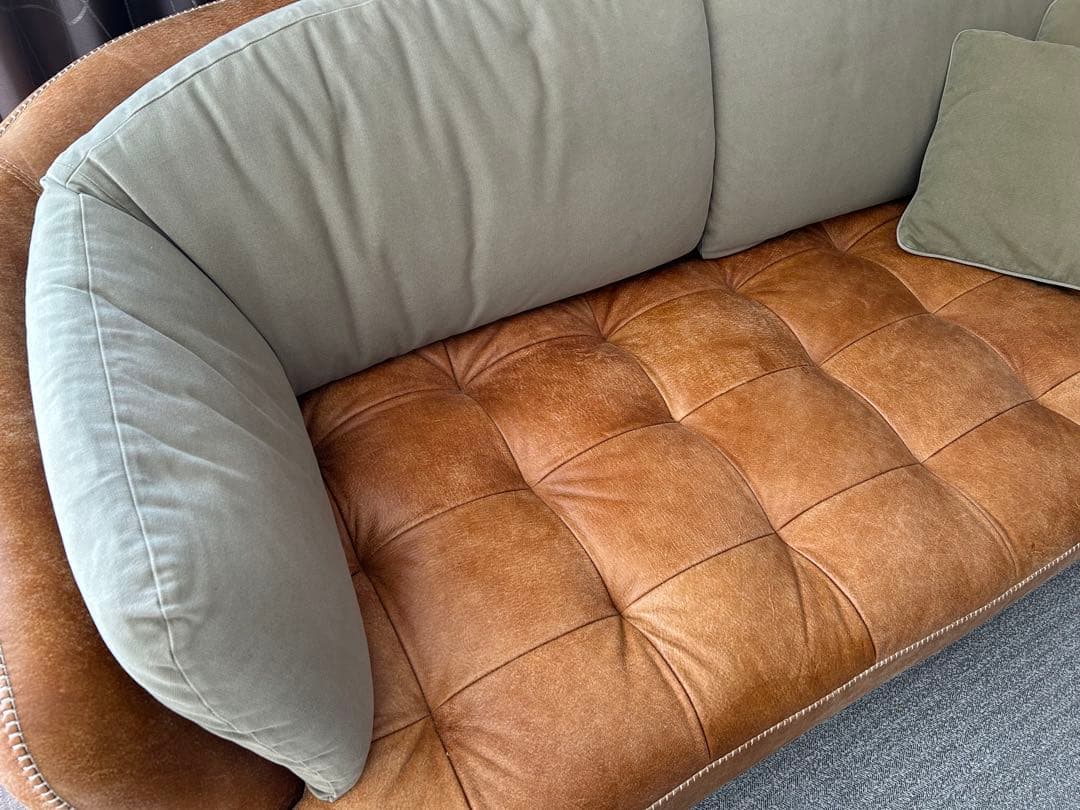 クラッシュゲート3人掛けソファ