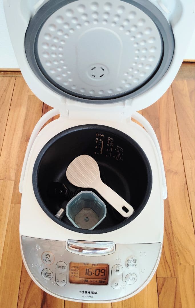 TOSHIBA RC-10MSL 炊飯器 ホワイト