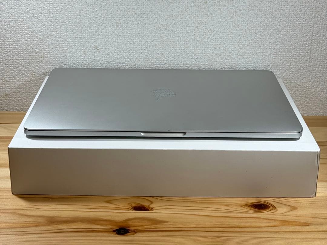 MacBook本体 Apple MacBook Pro 13 2019 i5/8GB/120Gb