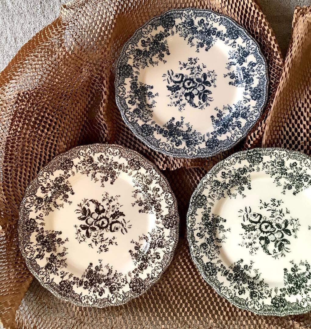 ZARA  フラワーアースンウェアデイナープレート3枚【新品•タグ付き】