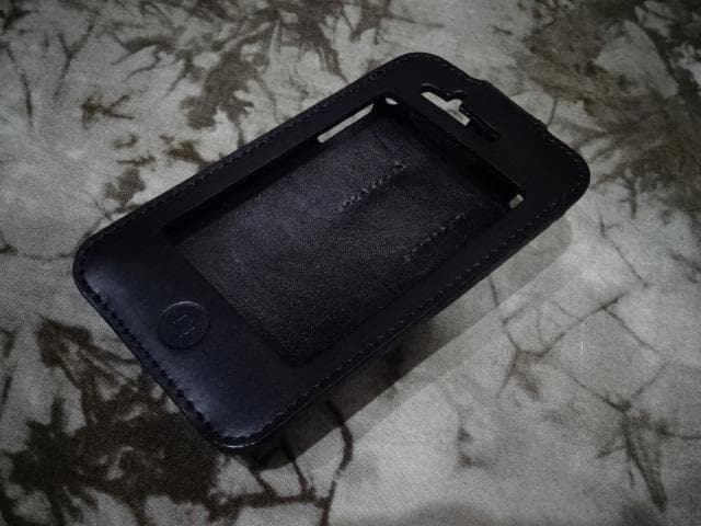 新品!!(定価33000)バックラッシュ・オイルパイソン iphoneケース