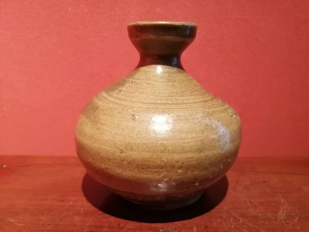 高麗青磁　油壺