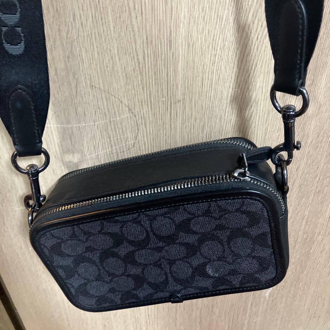 coachショルダーバッグ