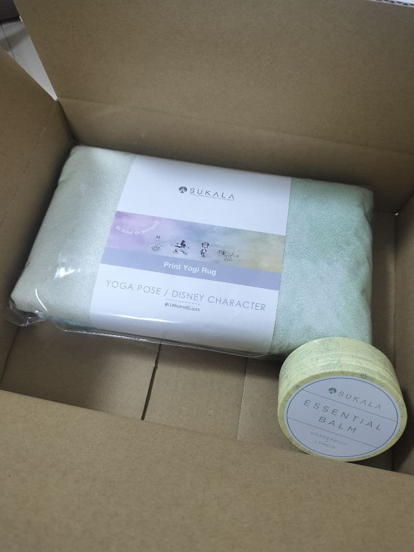 ホットヨガlava SUKALA ディズニーヨガラグ、エッセンシャルバームセット