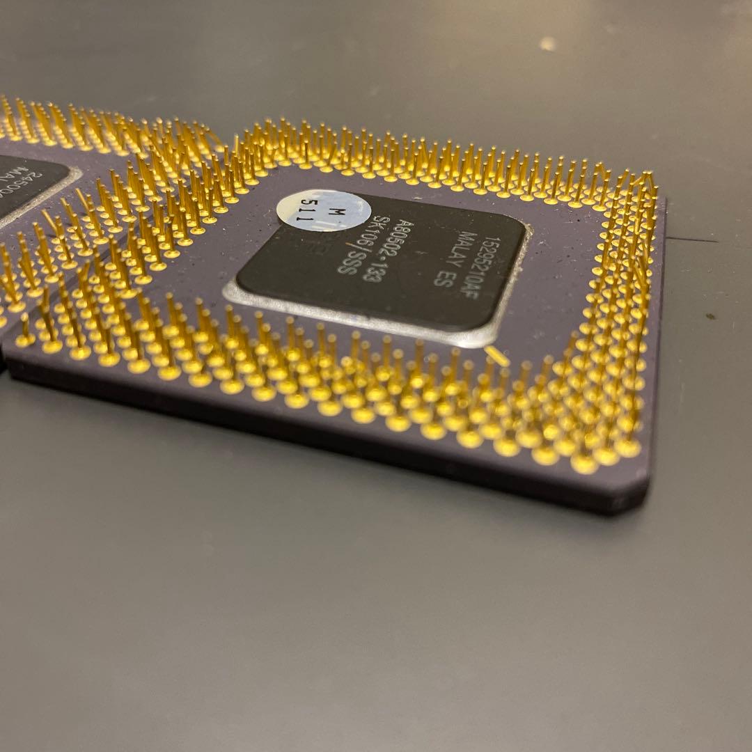 レトロ　CPU Intel premium