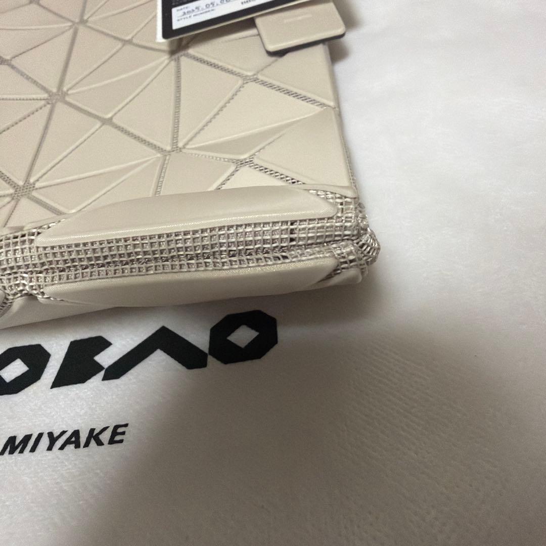 BAOBAO ISSEY MIYAKE CARAT カラット　マットベージュ