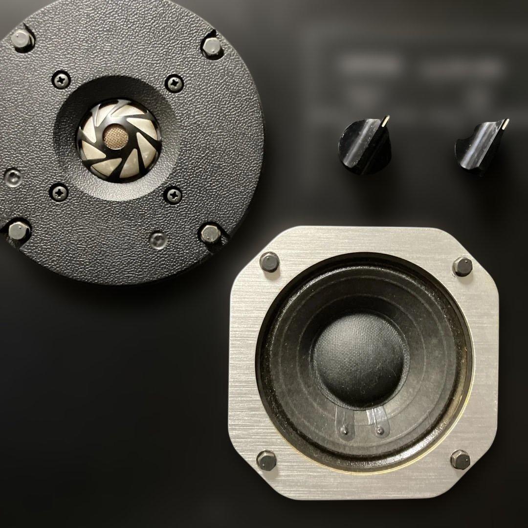 【3日間の決算バーゲン】《完動品》 ダイアトーンDS-28B 3ウェイ。　①Ｒ側