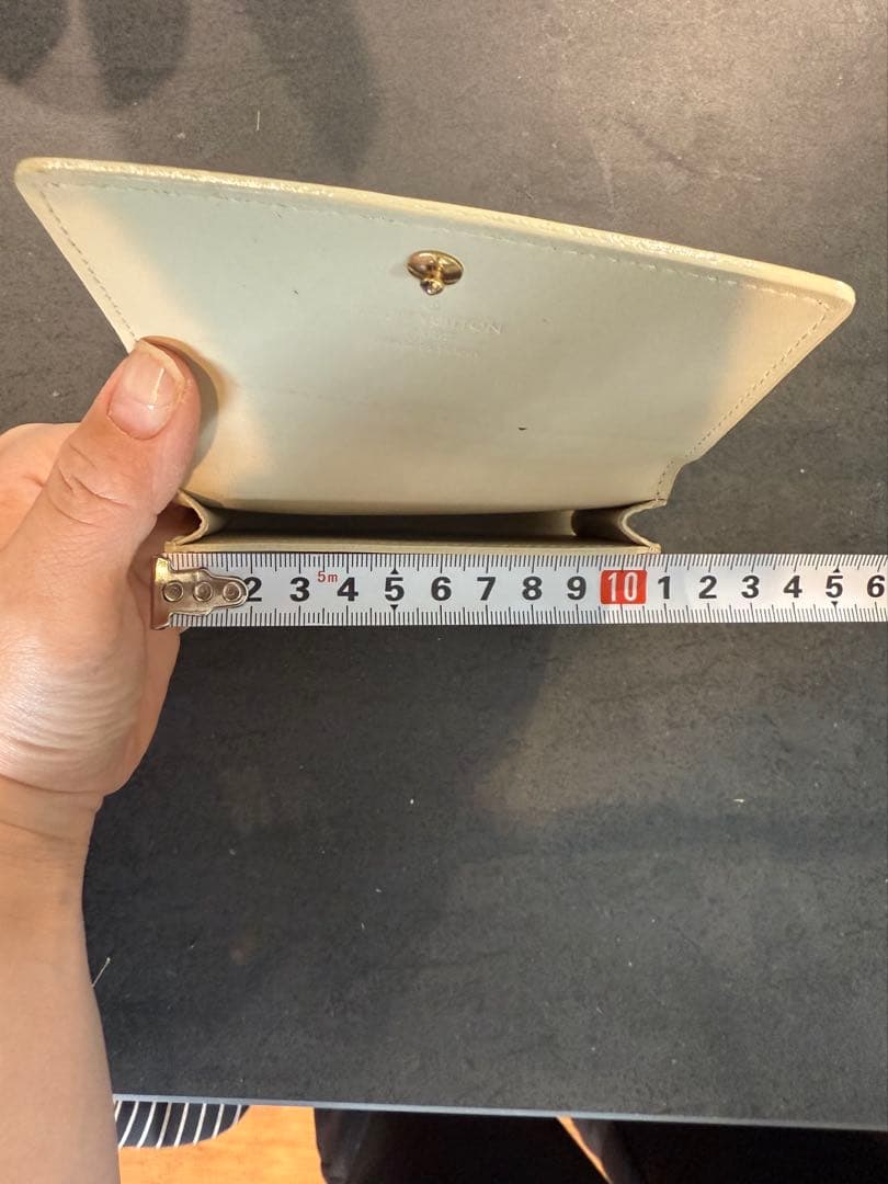 ルイヴィトン　ヴェルニ　名刺入れ