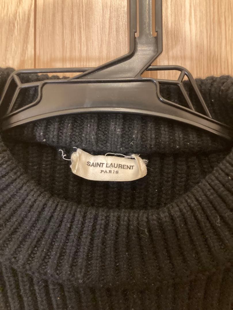 ネックタグ取れてます。SAINT LAURENT ブラックリブ編みセーター