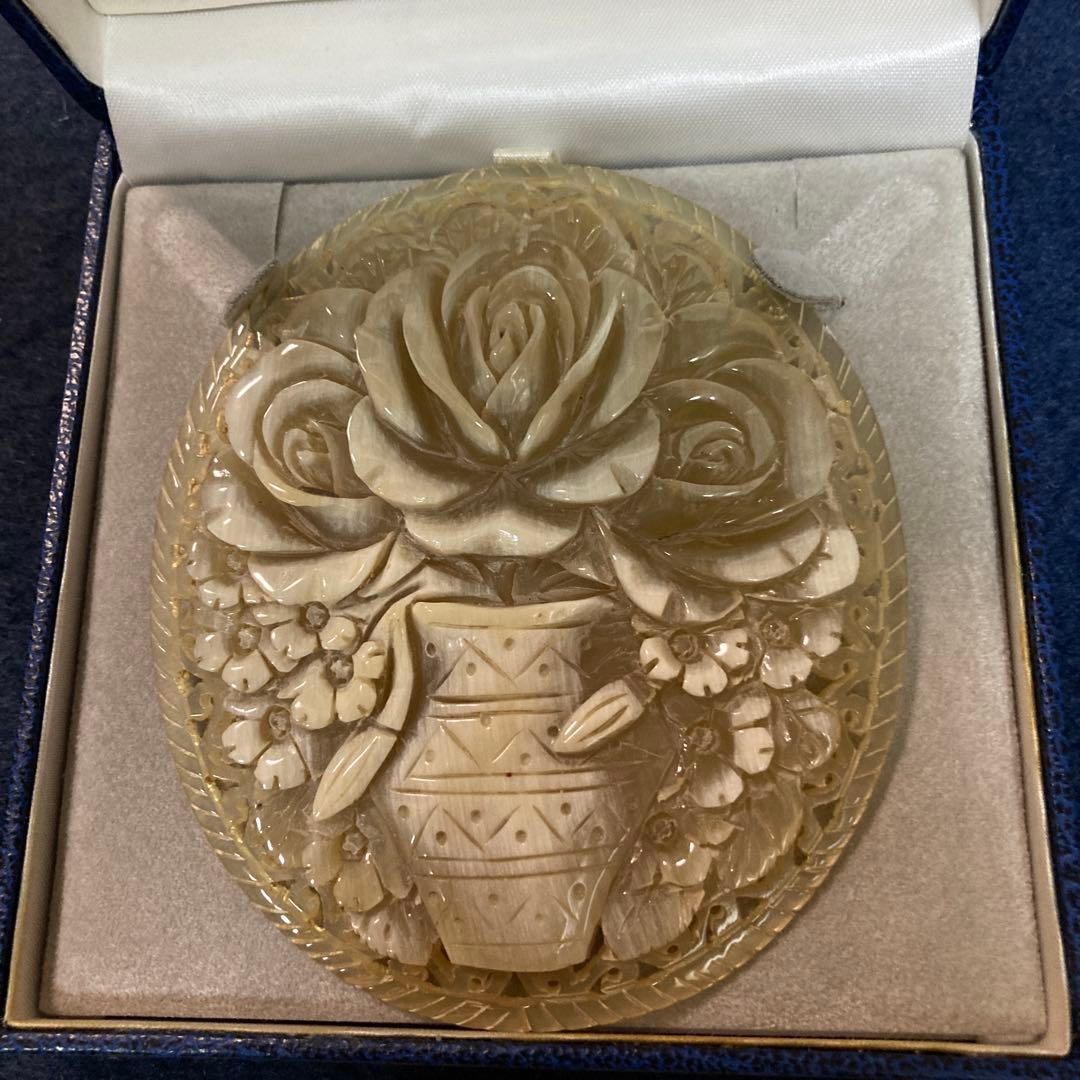 箱つき•WEDG WOOD（ウェッジウッド）ブローチ