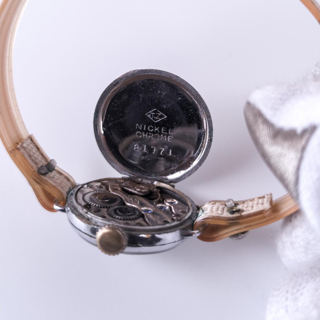 すずきスズキまとめ出品 グレース＆モナーク WWI塹壕時計