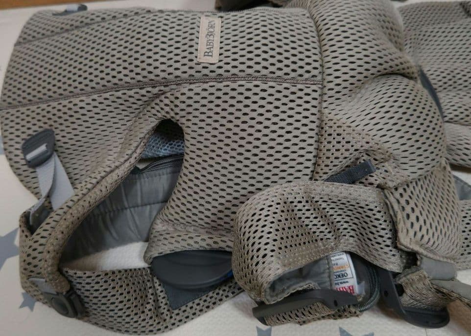 ♡♡♡BABYBJÖRN　ベビーキャリアMOVE　グレーベージュ【箱付き】