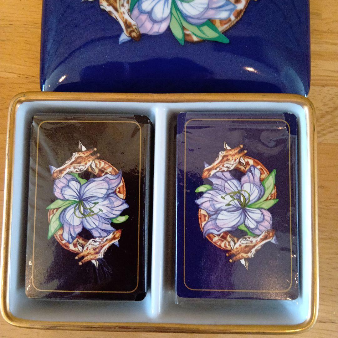 青い陶器のボックスとカードセット