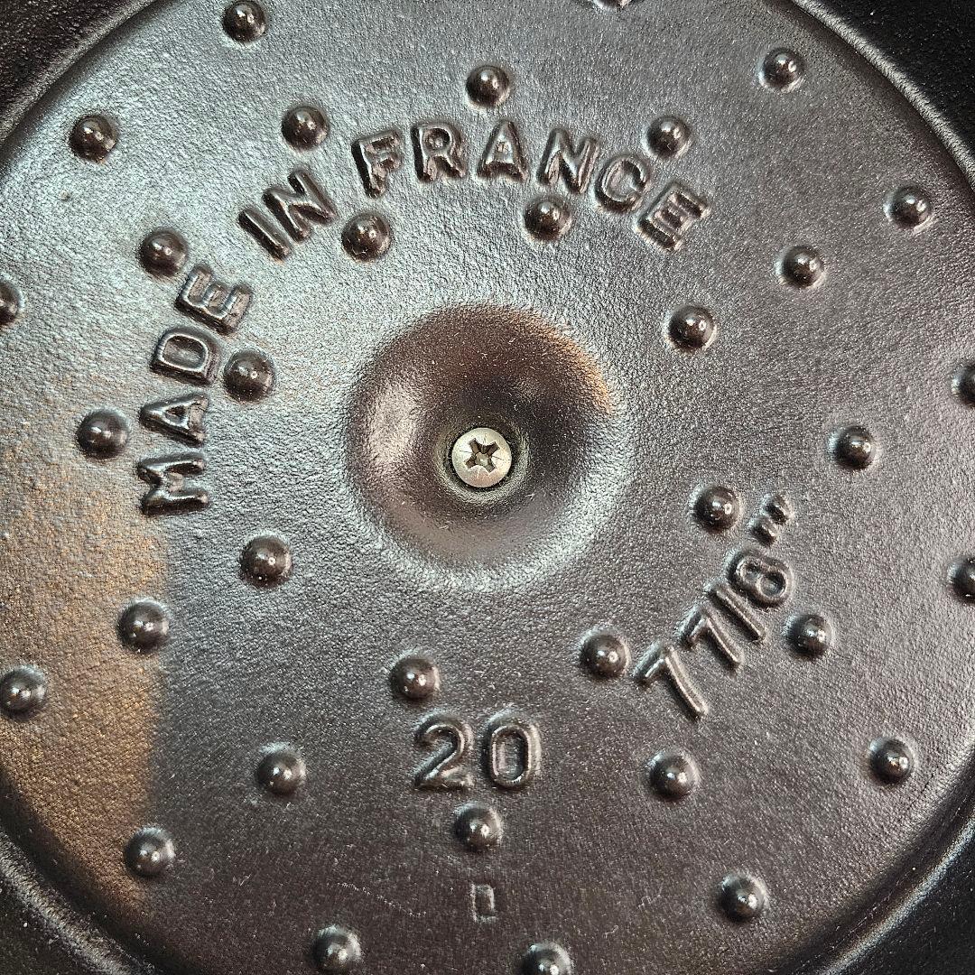 STAUB ストウブ 鋳鉄製 両手鍋 20cm 黒