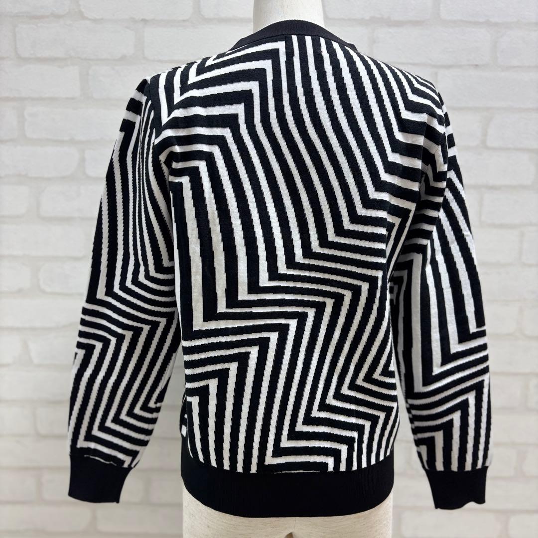 ★美品★ new balance ゴルフウェア セーター Mサイズ 黒 白