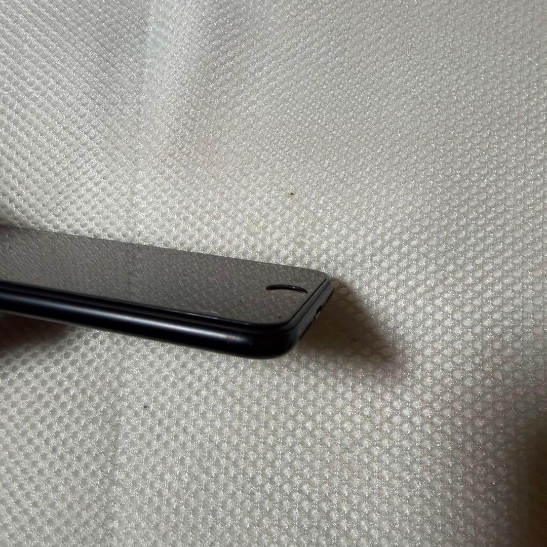 ⭐︎SIMフリー iPhoneSE2 128GB ブラック バッテリー100%