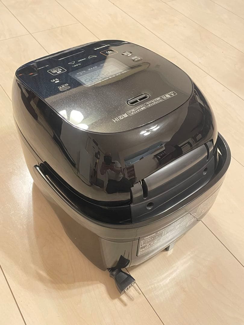 TOSHIBA(東芝) 炊飯器 炎匠炊き 5.5合 真空保温白米40時間