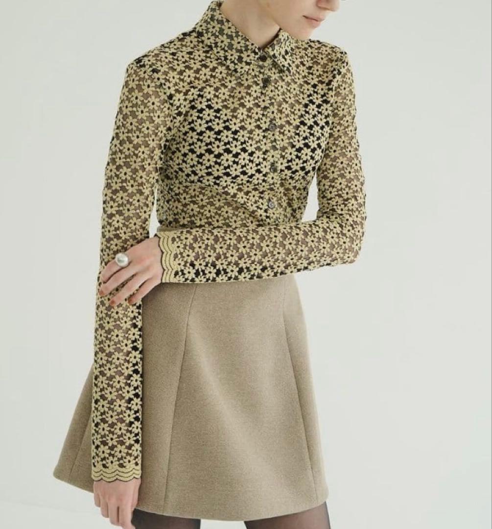 CLANE 3D FLOWER LACE SHIRT 新品　M