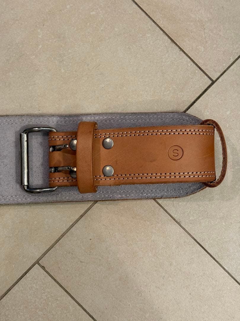 Olie さん専用　GOLD’S GYM レザーベルト Sサイズ