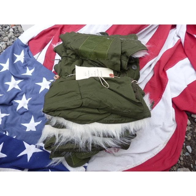 米軍実物 1977” M65 パーカー ジャケット 用 フード 白タグ　183