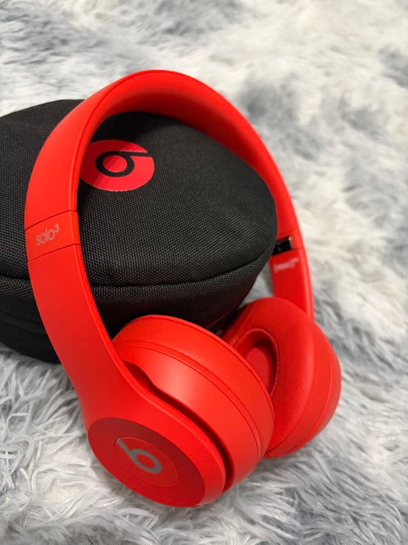Beats Solo3 Wireless レッド