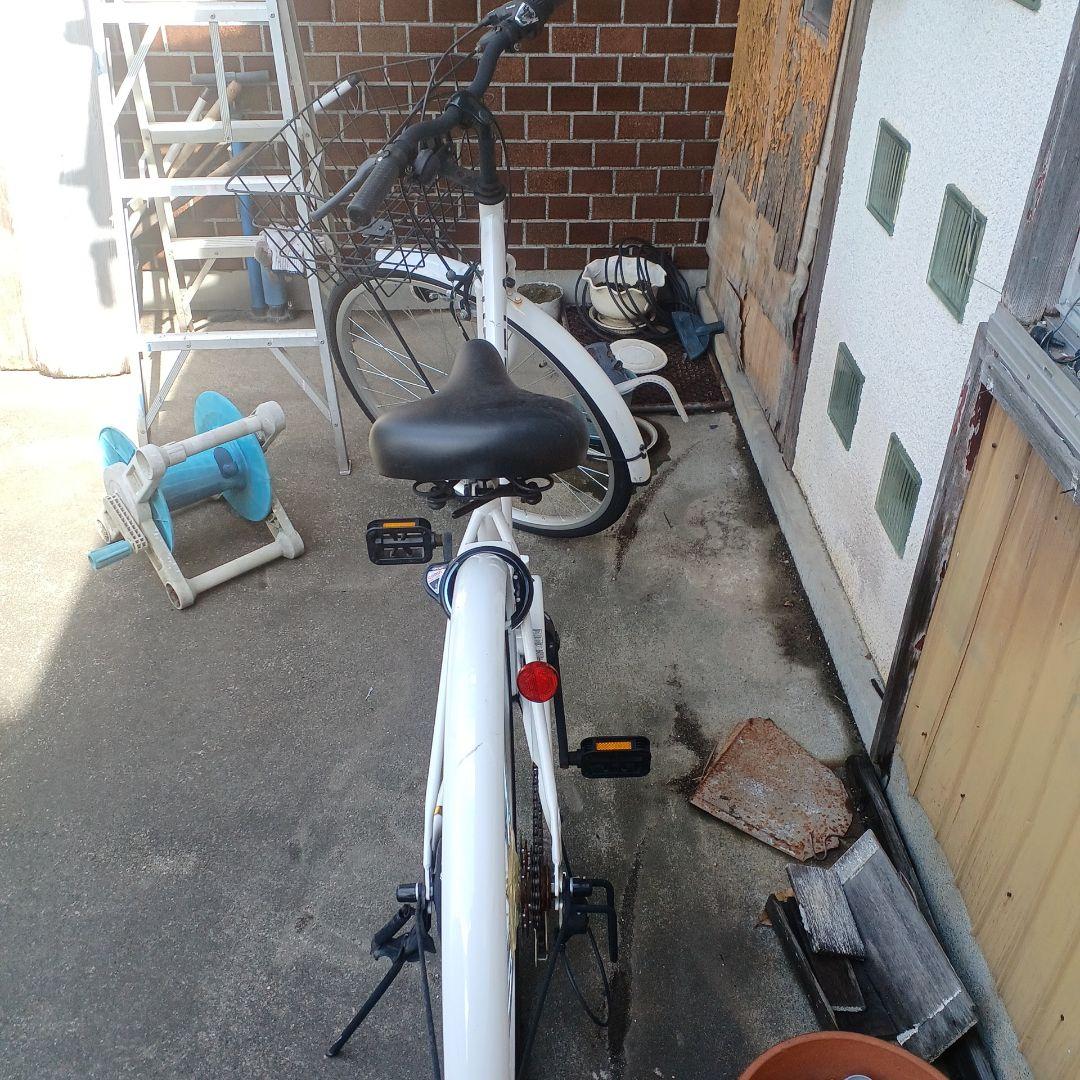 LUEELA ホワイト シティバイク 前カゴ付き