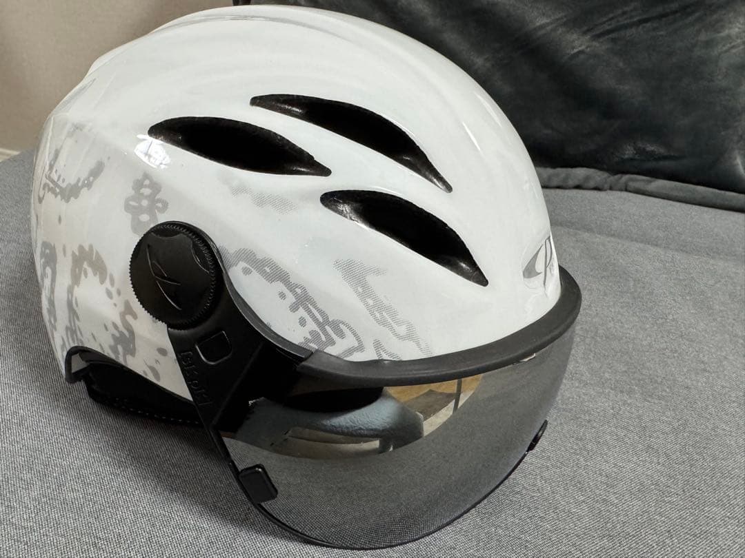 CP シーピー CURAKO スキー バイザー付 ヘルメット イタリア製