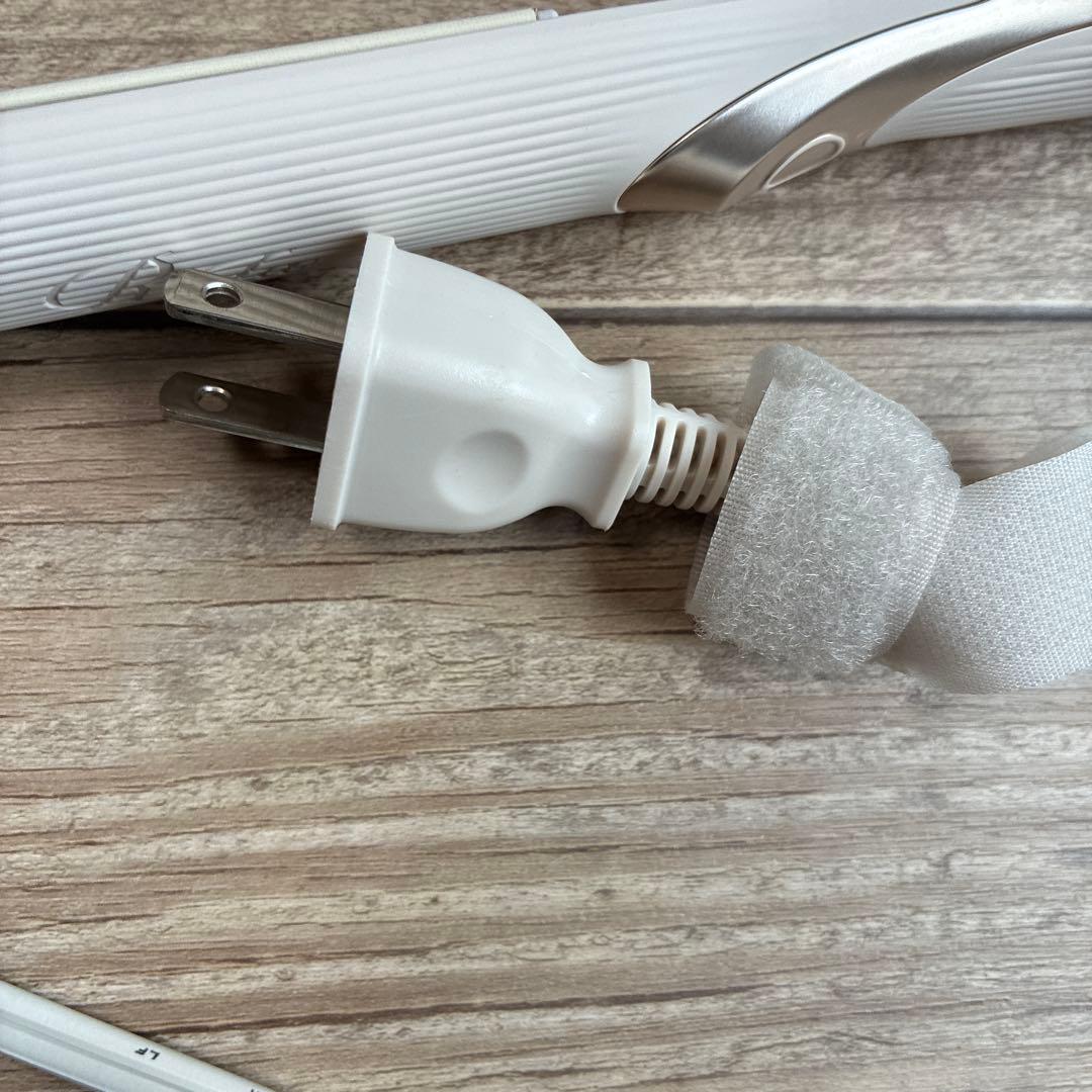 リファ　ストレートアイロン　refa